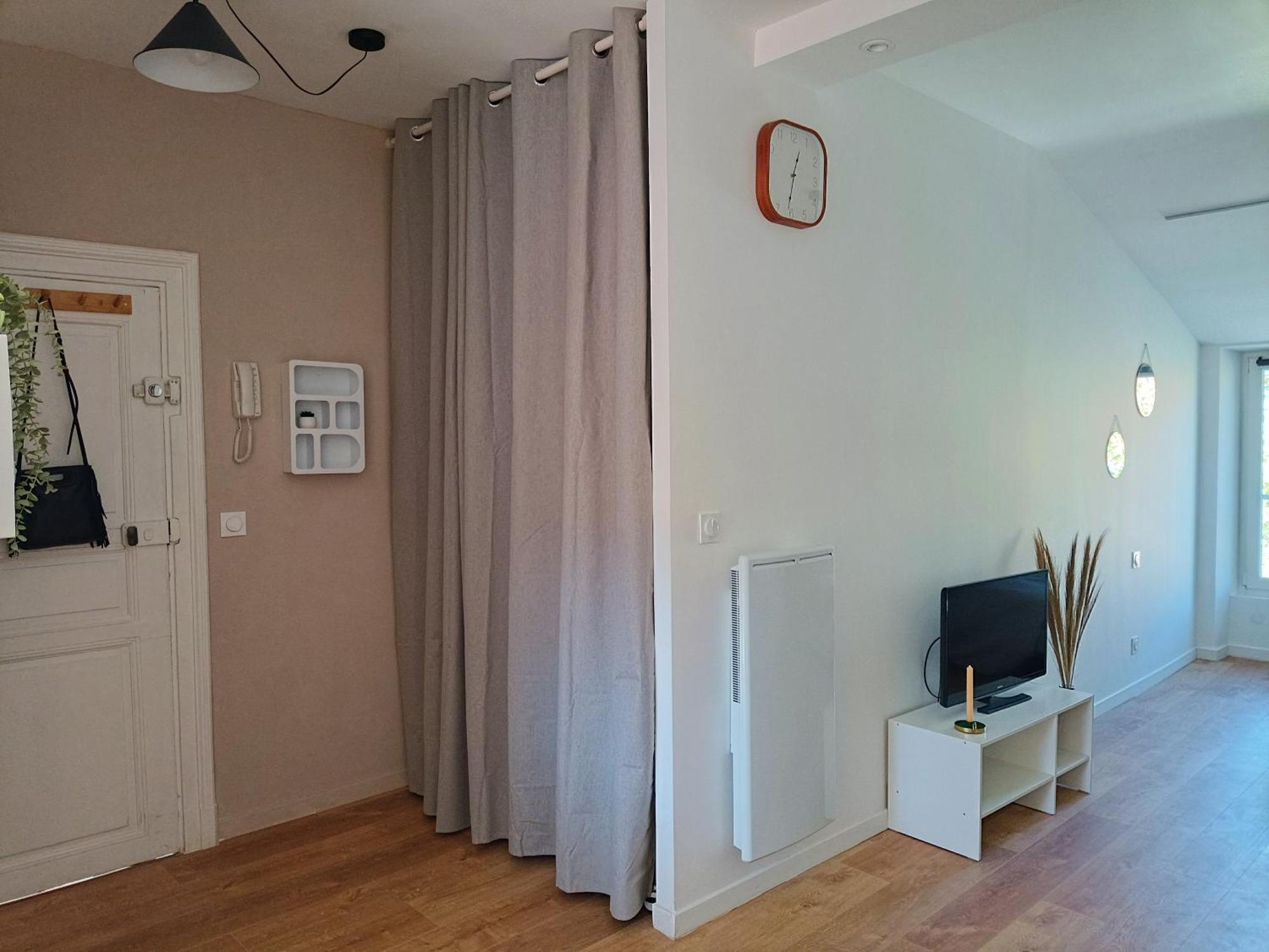 Cosy Studio - Heart Of Millau Apartment ภายนอก รูปภาพ